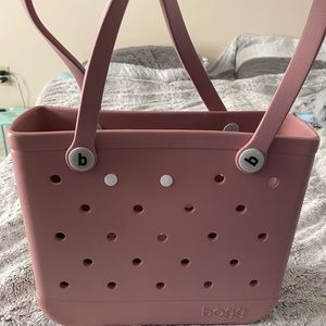 Small light nudish pink bogg bag